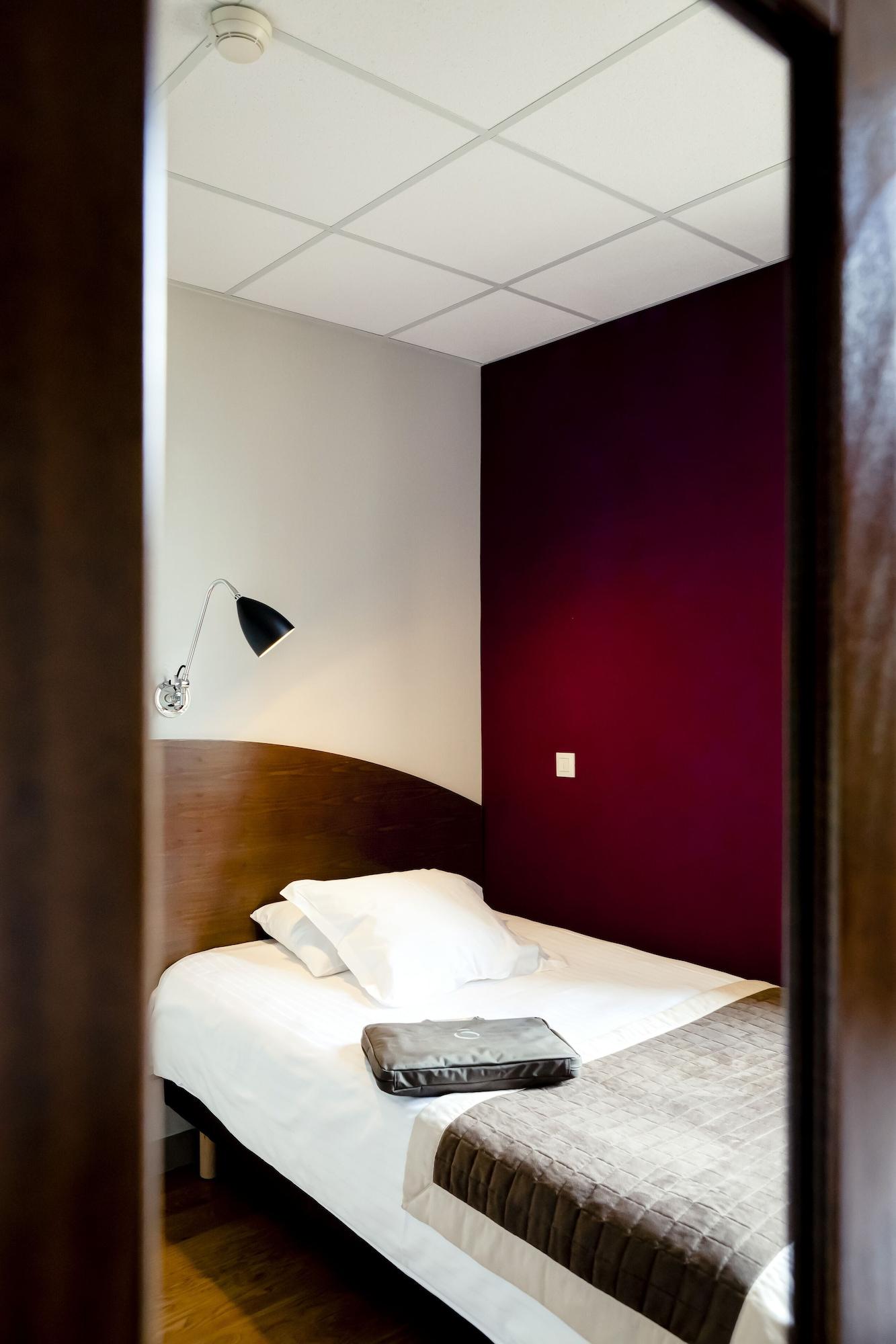 Domaine Lyon Saint Joseph Hotel Sainte Foy les Lyon Bagian luar foto