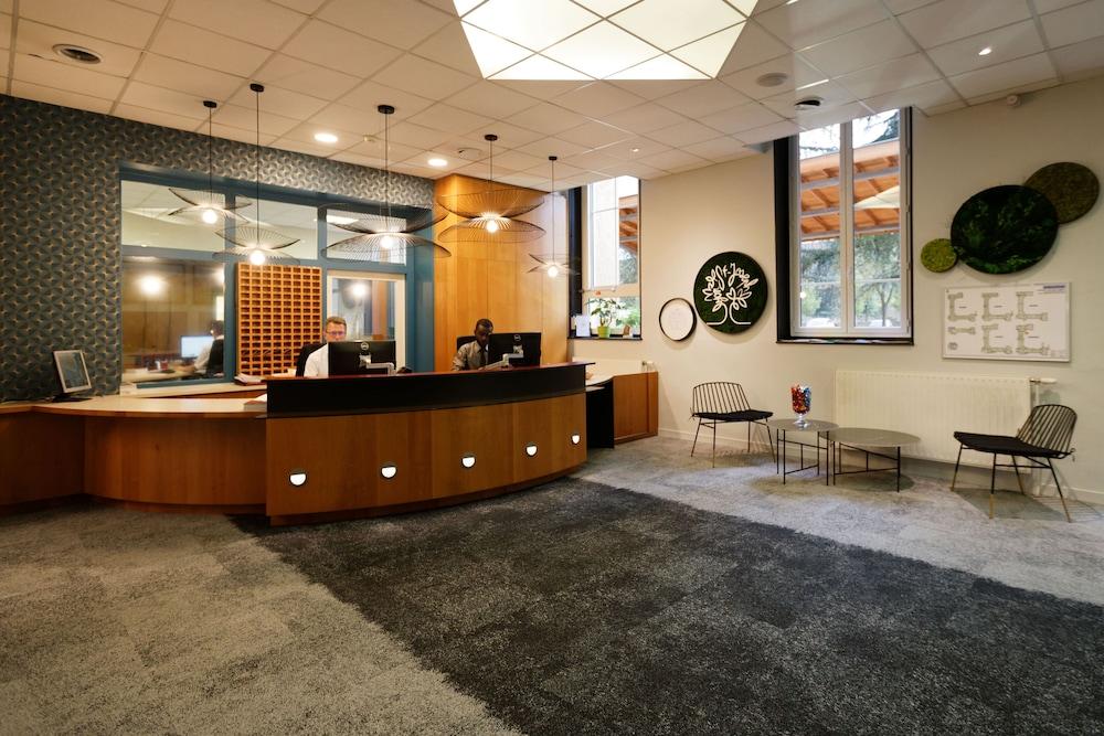 Domaine Lyon Saint Joseph Hotel Sainte Foy les Lyon Bagian luar foto